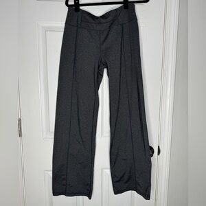 PRANA Woman’s Boot Cut Slightly Flared Yoga Pants With Back Pockets Size S‎